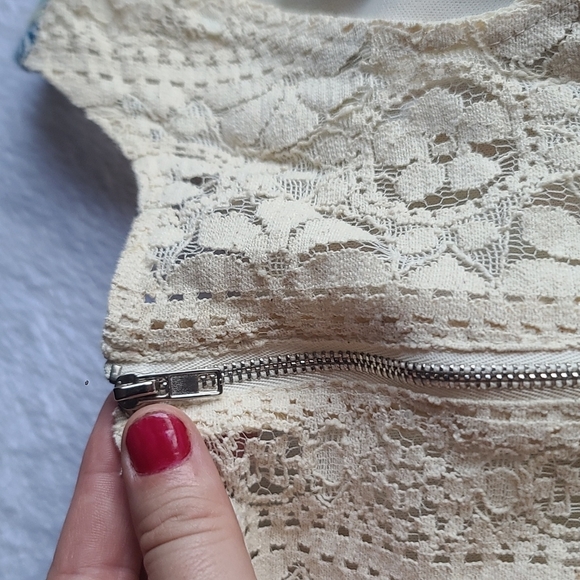 Yahada Pink/Coral Lace Dress|Women's Size Large - Picture 7 of 8